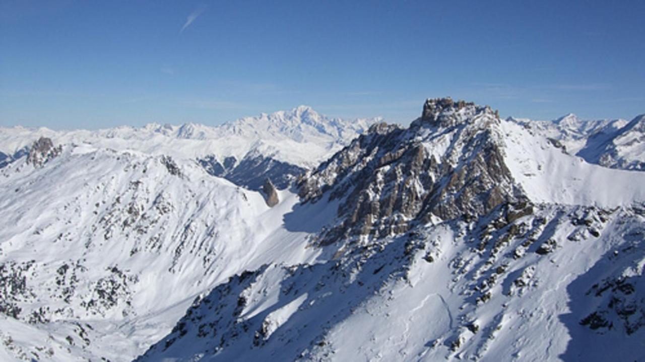 Ski In And Out 2-Bed Apartment In Meribel Les Allues Buitenkant foto